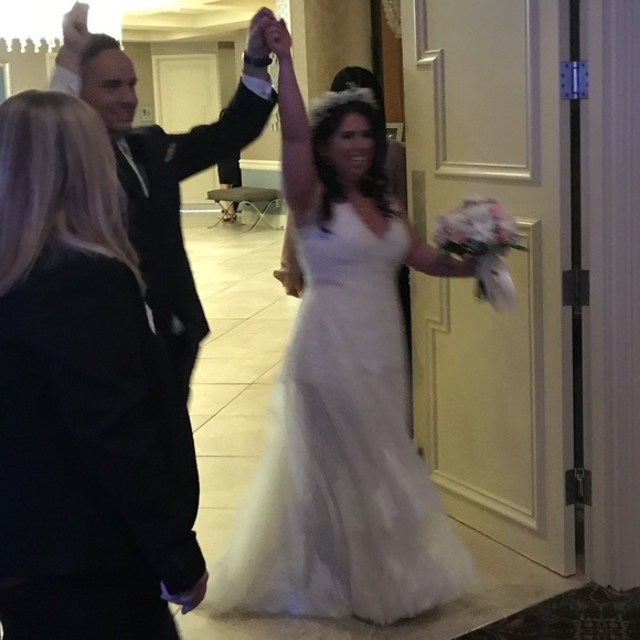 👰Melissa Sweet 👰Lace Layered Wedding Dress - Picture 2 of 8